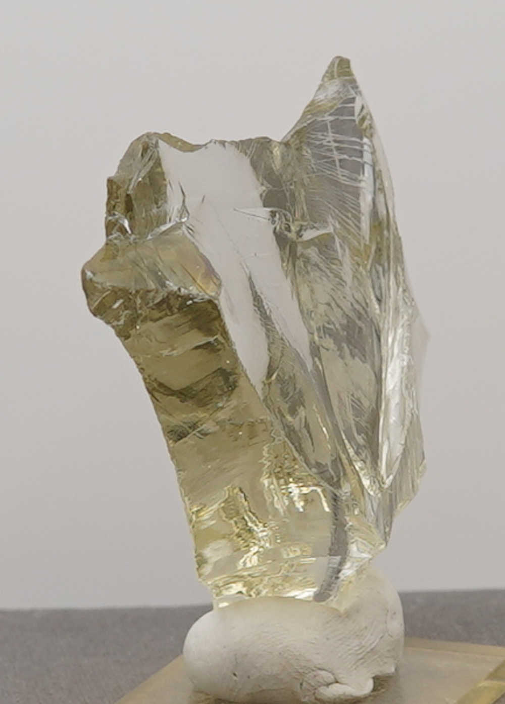 *Limited Time Special 20% Off!* Extremely Rare Gem Celestial Gold Monatomic Andara Crystal 78.9 g. - Image 5