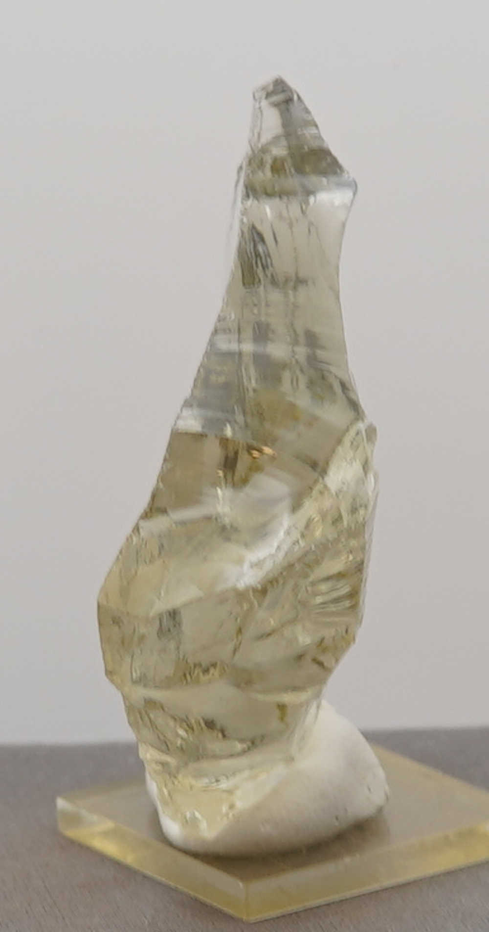 *Limited Time Special 20% Off!* Extremely Rare Gem Celestial Gold Monatomic Andara Crystal 78.9 g. - Image 7