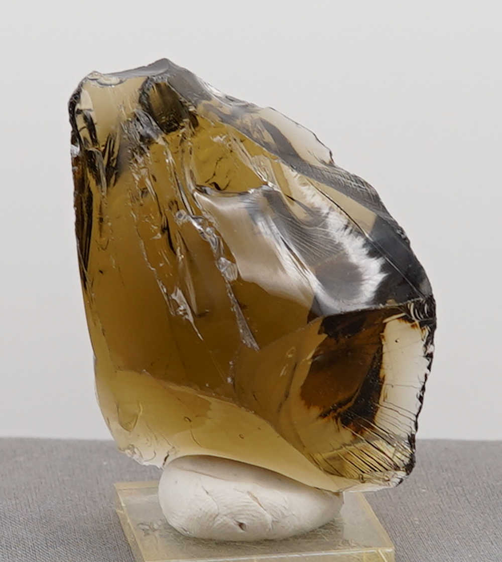 *Limited Time Special 20% Off!* Gem Smoky Earth Shaman Monatomic Andara Crystal 107.9 g. - Image 9